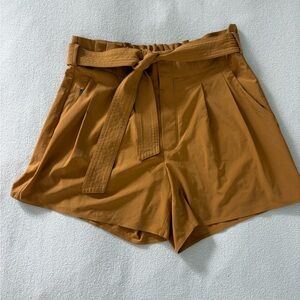 Athleta Skyline Paperbag Tie Belt Shorts